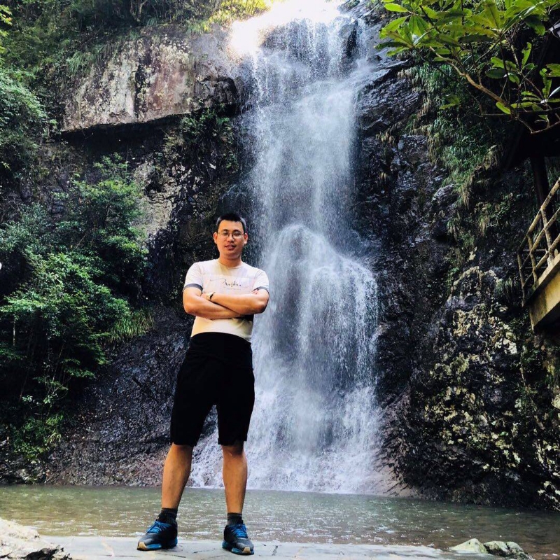 宁静致远的第一张照片--九江相亲服务中心