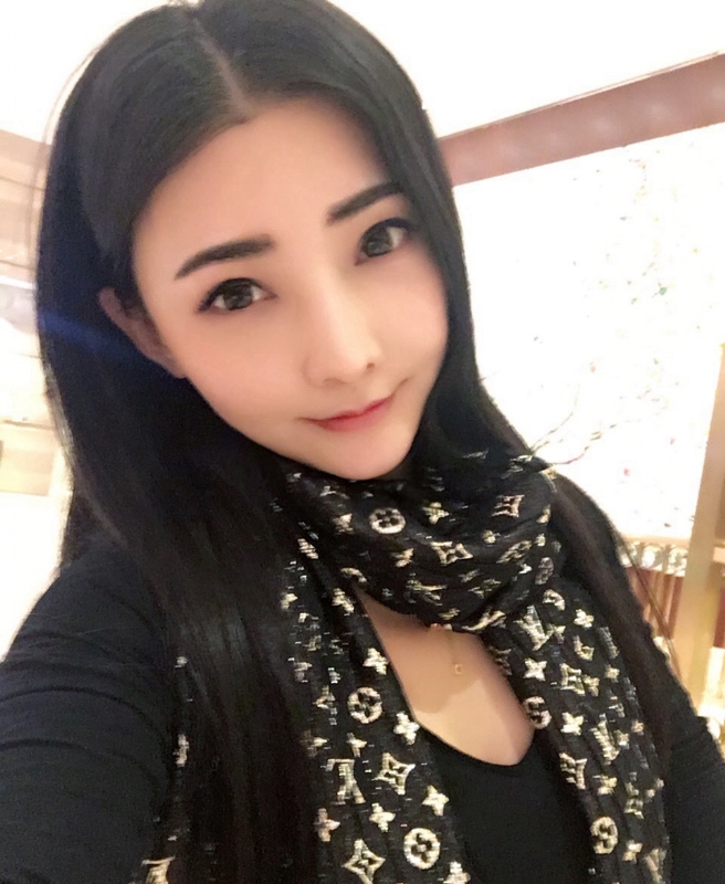 詩詩的第一张照片--九江相亲服务中心