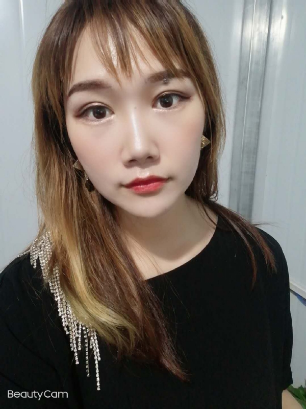 艾薇的第四张照片--九江相亲服务中心