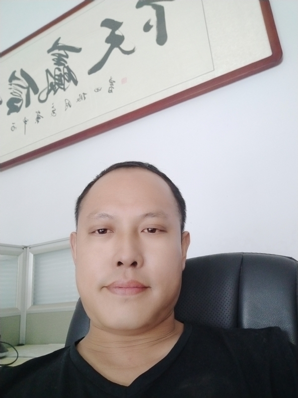 山丘的第三张照片--九江相亲服务中心