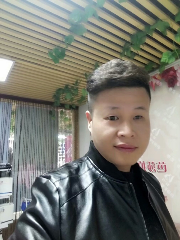 萧郎的第一张照片--九江相亲服务中心