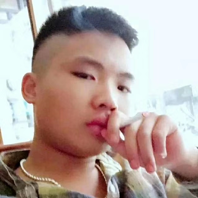 比比曾_的第一张照片--九江相亲服务中心