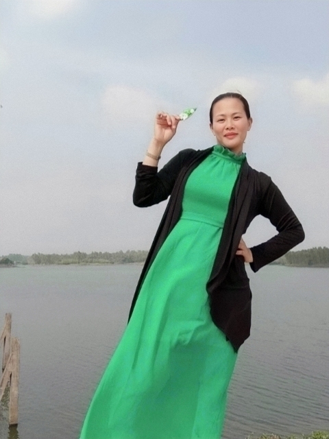 李梅的第二张照片--九江相亲服务中心