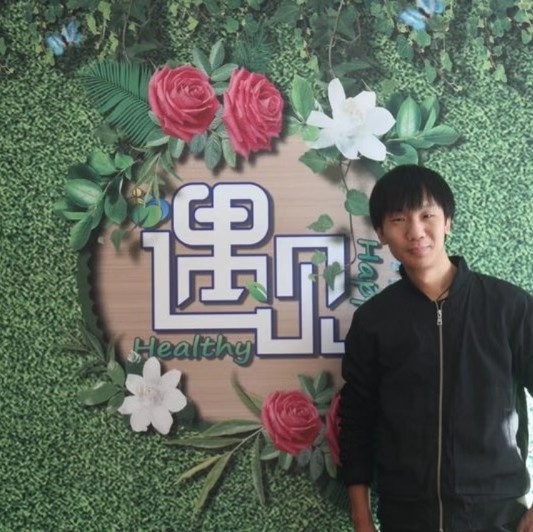 影视人~混爷张的第一张照片--九江相亲服务中心