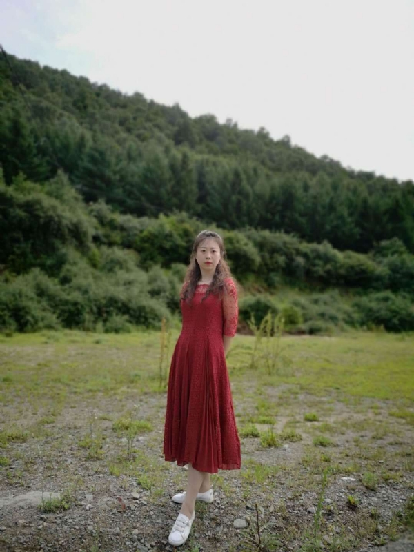 木槿的第七张照片--九江相亲服务中心