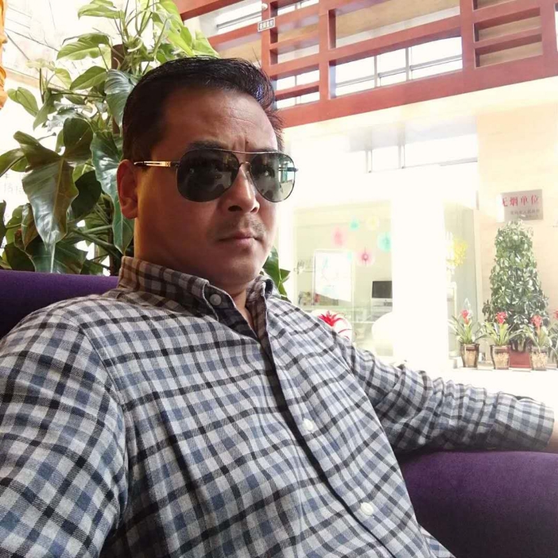 雪豹的第一张照片--九江相亲服务中心