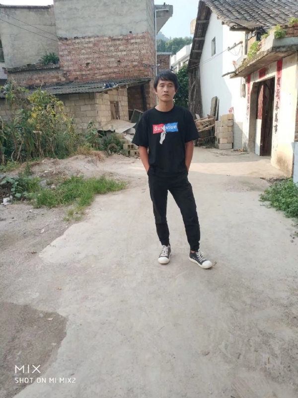 活活该的第一张照片--九江相亲服务中心