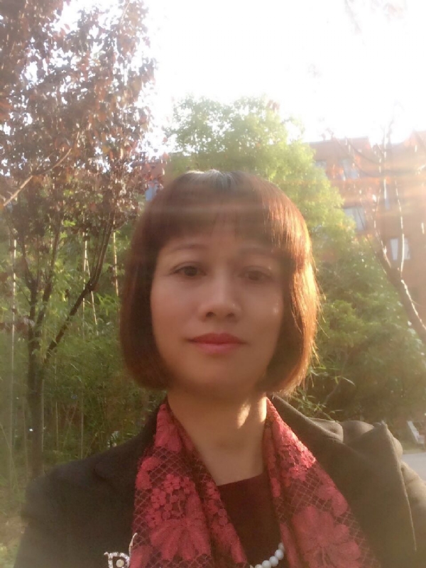 张馨方的第一张照片--九江相亲服务中心