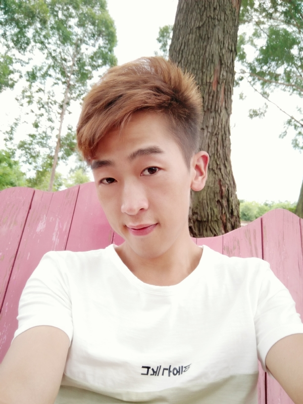 一觉睡到小时候的第一张照片--九江相亲服务中心