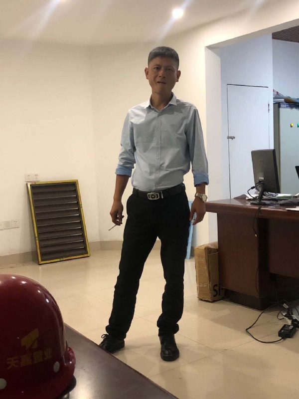 郁闷之中的第一张照片--九江相亲服务中心