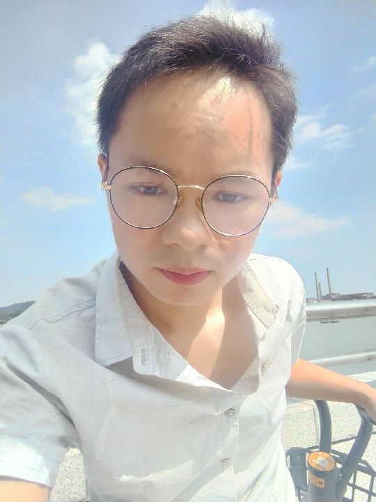 楠呐的第三张照片--九江相亲服务中心