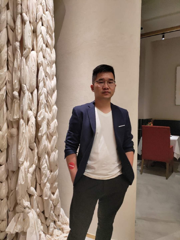 在路上的第二张照片--九江相亲服务中心