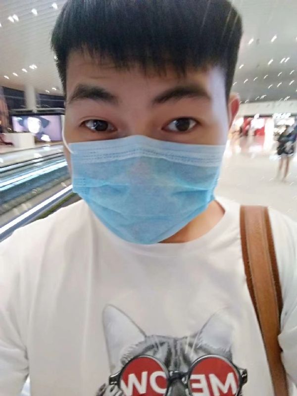 咔咔一顿的第二张照片--九江相亲服务中心