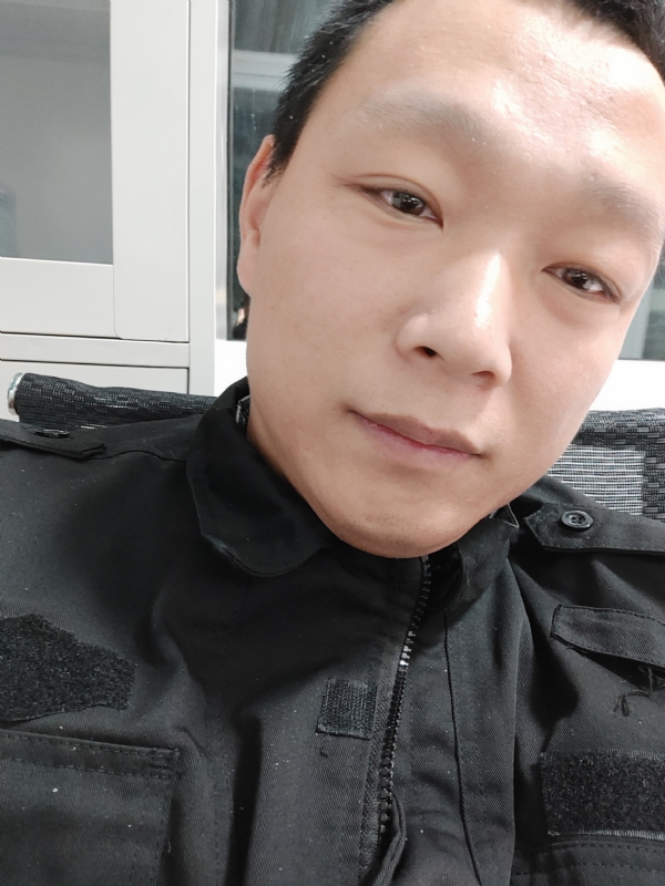 真实找人结婚的第二张照片--九江相亲服务中心