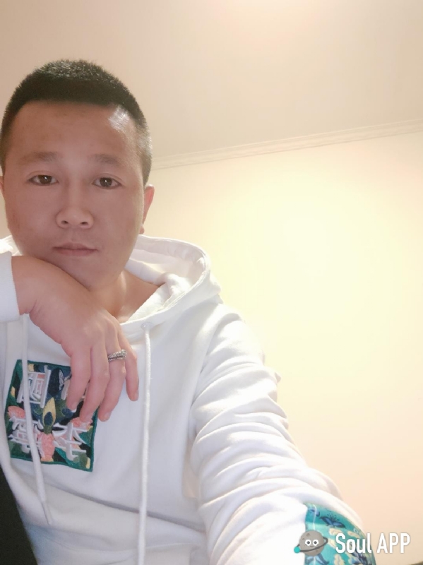 Away的第一张照片--九江相亲服务中心