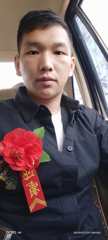 可爱的小猪的第一张照片--九江相亲服务中心