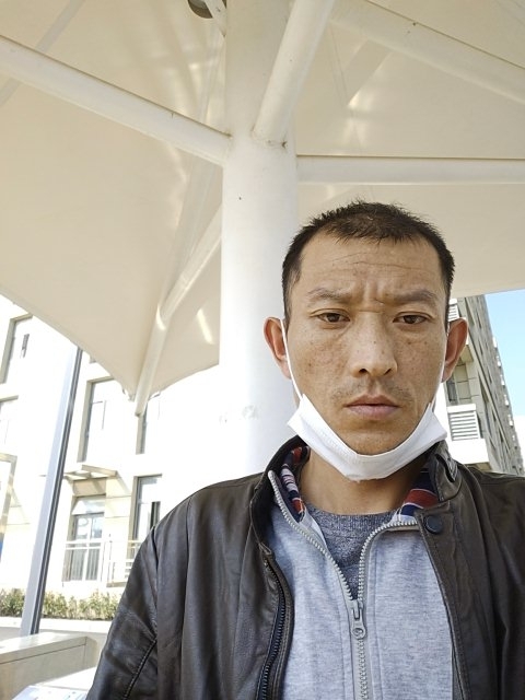 孤狼的第一张照片--九江相亲服务中心