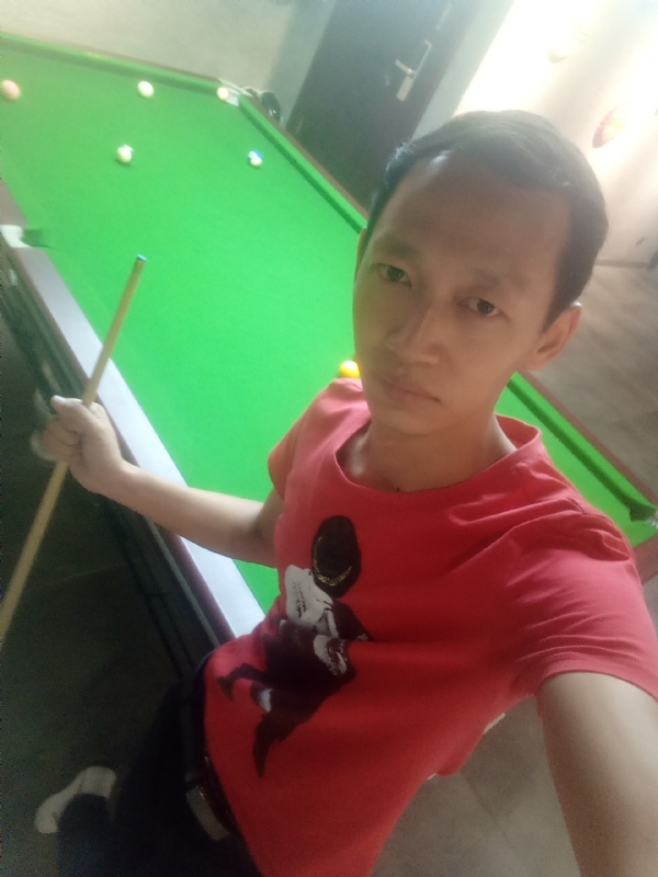 耳机分你一半的第一张照片--九江相亲服务中心