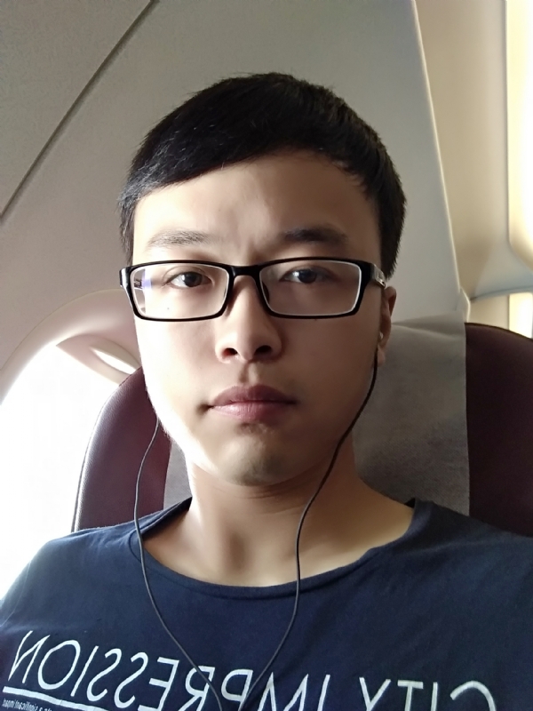 在水一方的第二张照片--九江相亲服务中心