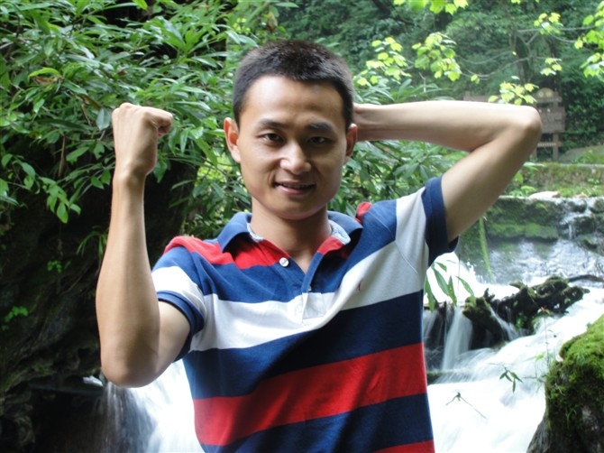 阿汤的第一张照片--九江相亲服务中心