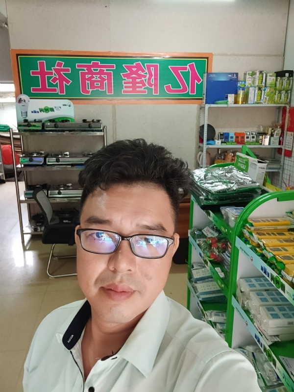 亿隆的第三张照片--九江相亲服务中心