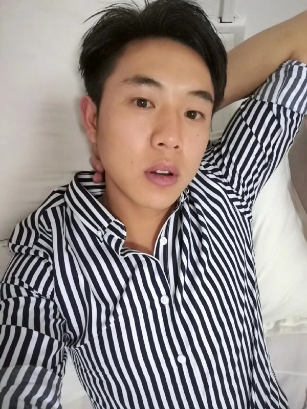 小雷的第二张照片--九江相亲服务中心