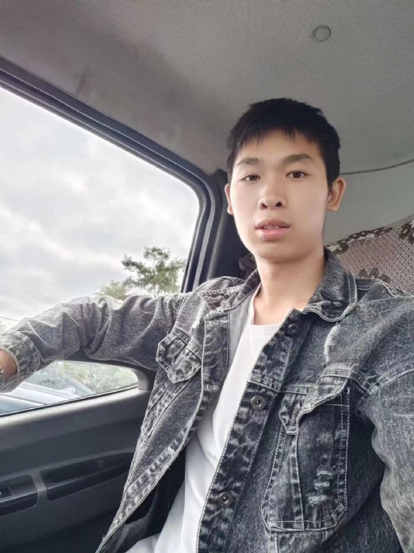 康康的第一张照片--九江相亲服务中心