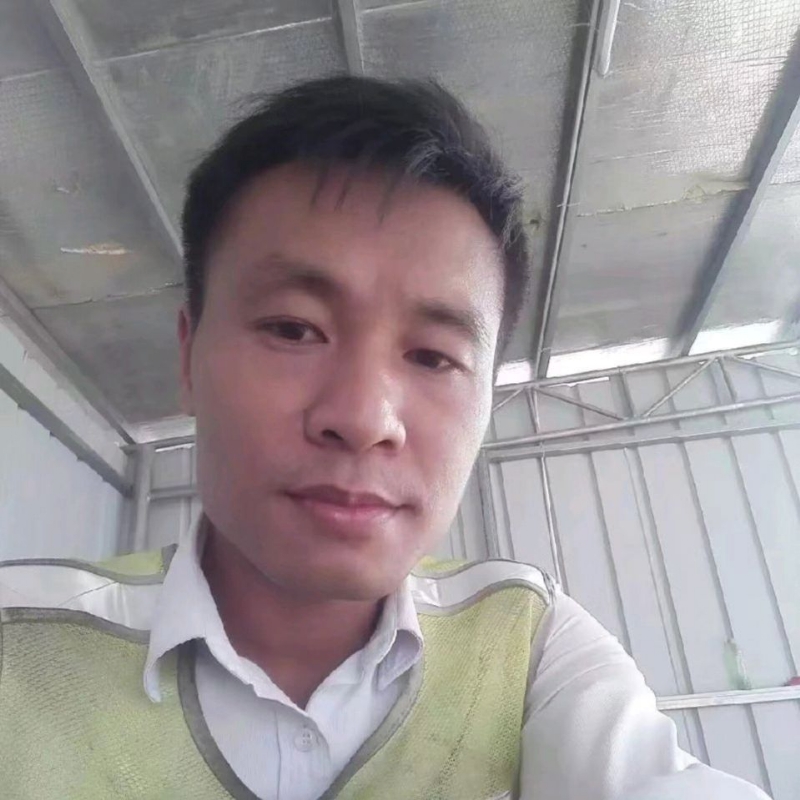 小马哥的第二张照片--九江相亲服务中心