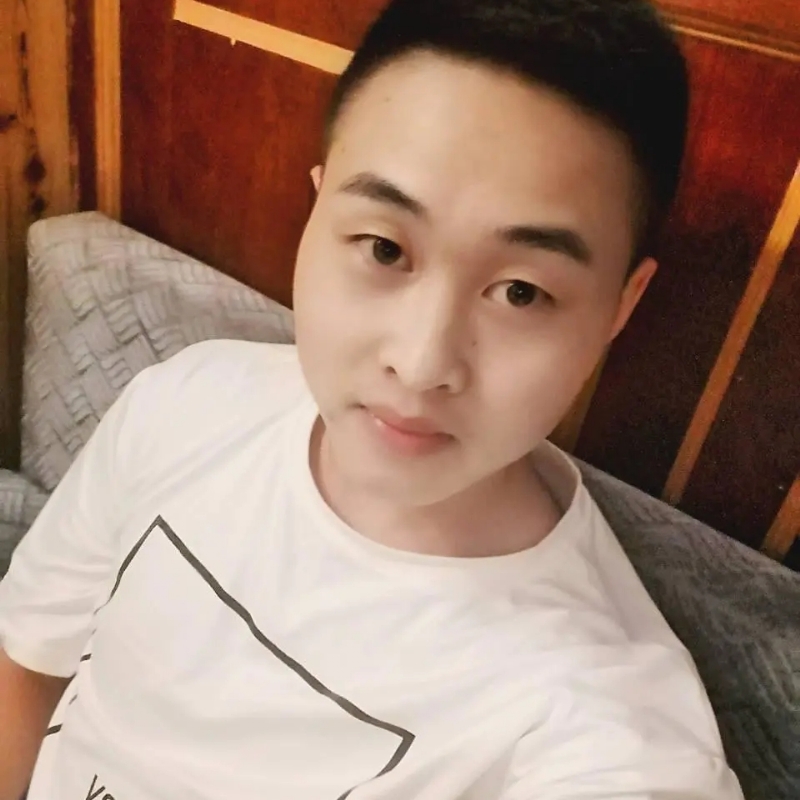 娃娃脸小爸爸的第一张照片--九江相亲服务中心