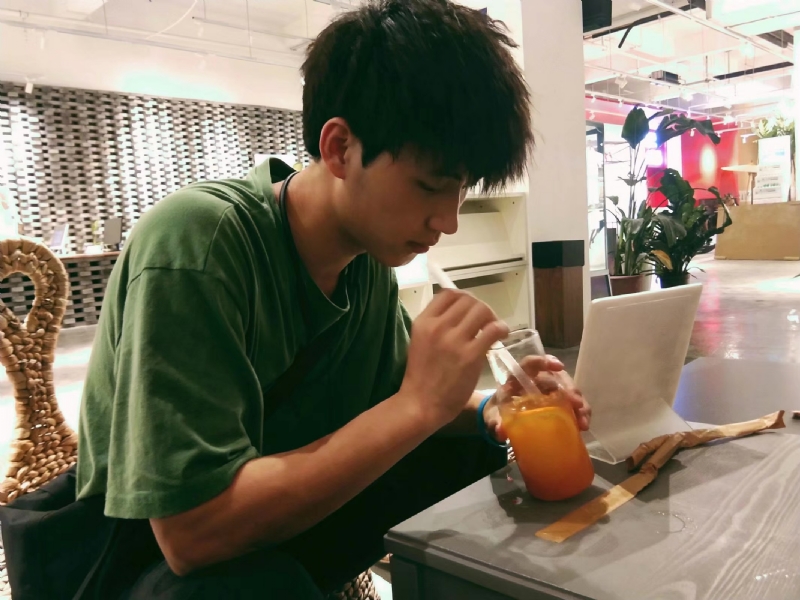 一花一世界的第一张照片--九江相亲服务中心