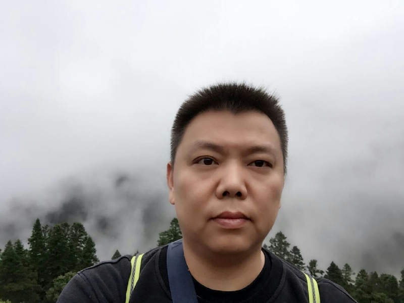 俊哥的第一张照片--九江相亲服务中心