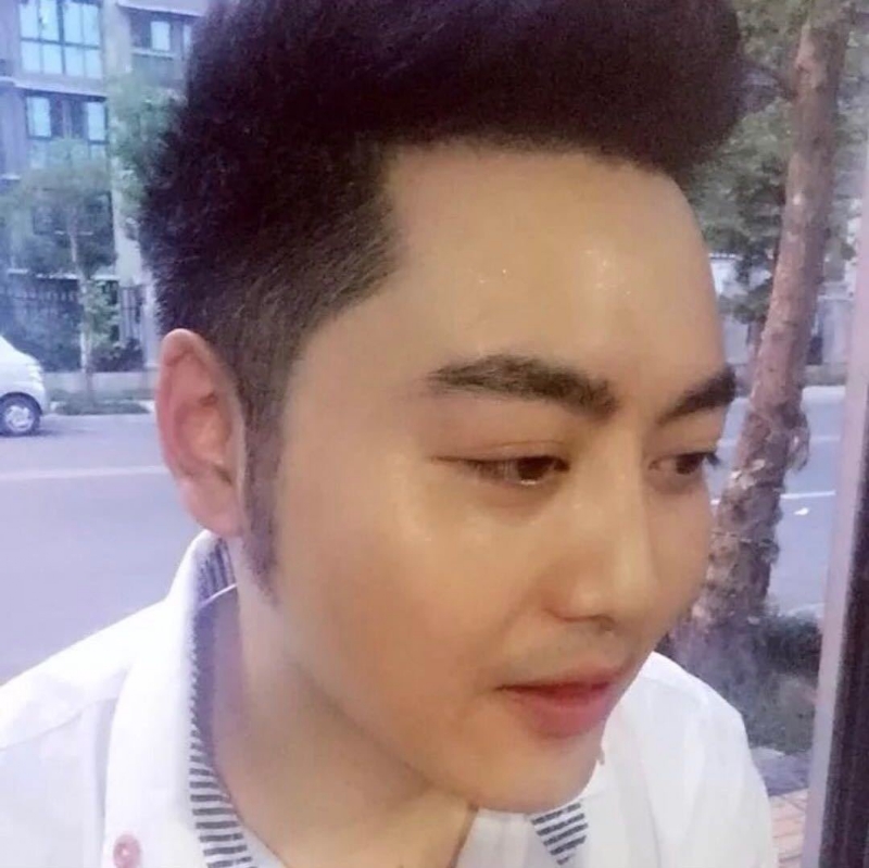 加油吧少年的第一张照片--九江相亲服务中心