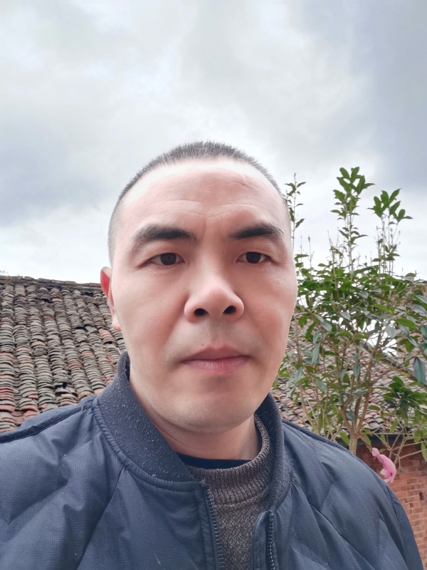 无悔的第一张照片--九江相亲服务中心