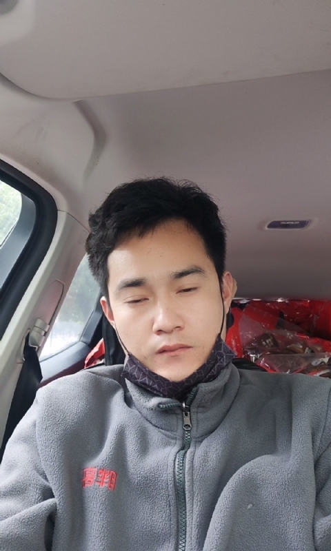 冷锋的第一张照片--九江相亲服务中心