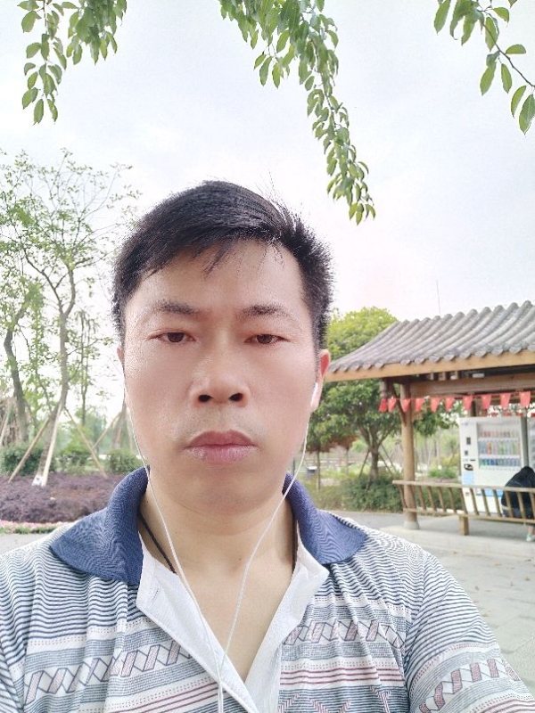 一个人的孤单的第一张照片--九江相亲服务中心