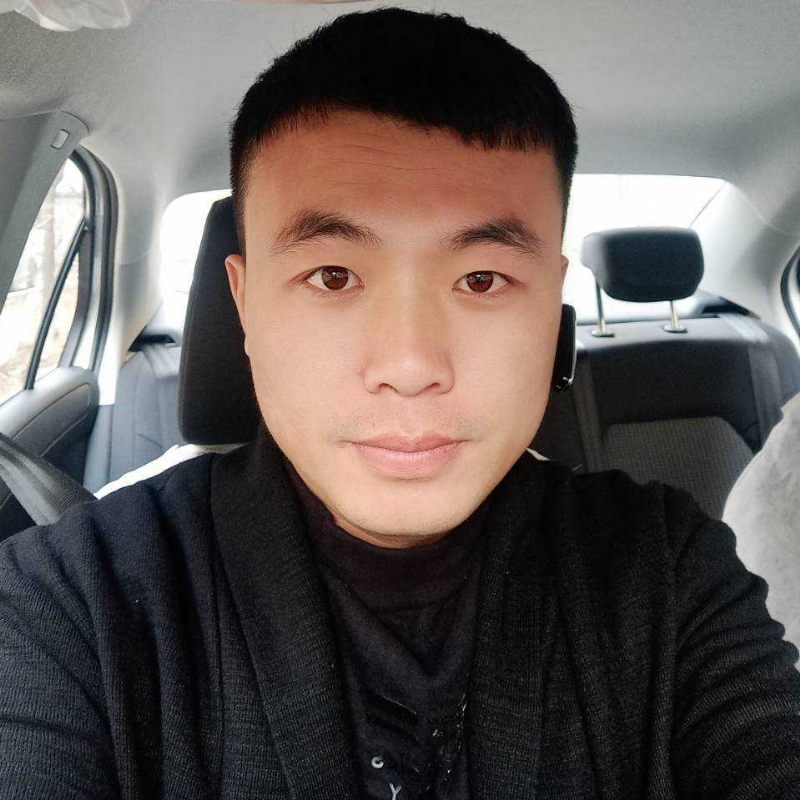 董加个龙的第一张照片--九江相亲服务中心