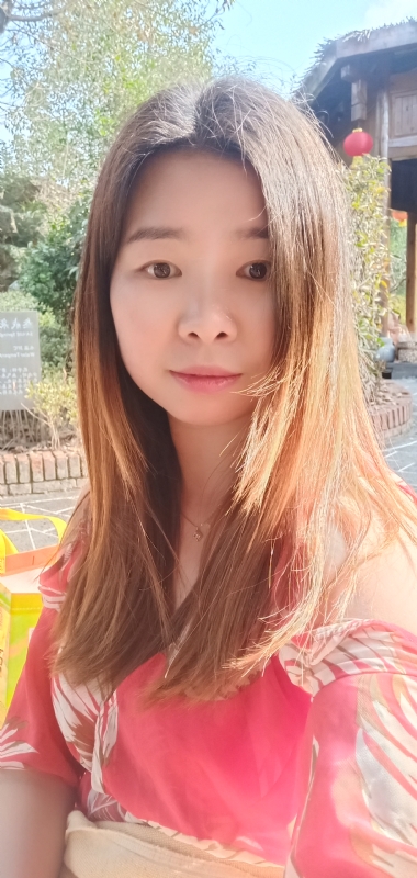 赫赫的第一张照片--九江相亲服务中心