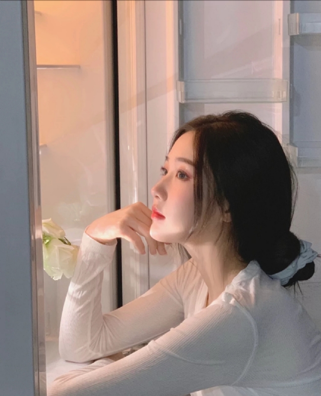 風吹過臉頰的第一张照片--九江相亲服务中心