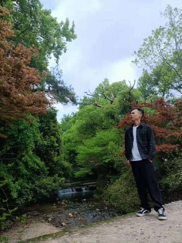 小白的第一张照片--九江相亲服务中心