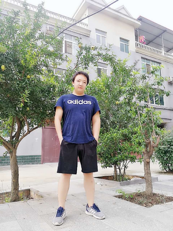 小宇的第一张照片--九江相亲服务中心