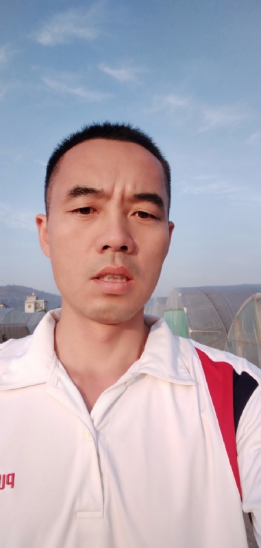 大头鱼的第一张照片--九江相亲服务中心