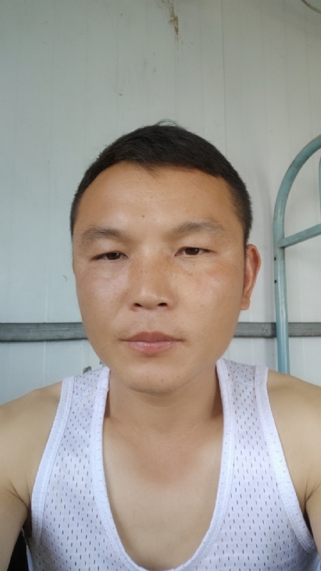 善良的人的第一张照片--九江相亲服务中心