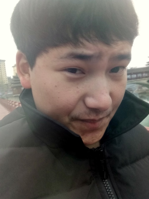 侗族青年作家超超的第二张照片--九江相亲服务中心