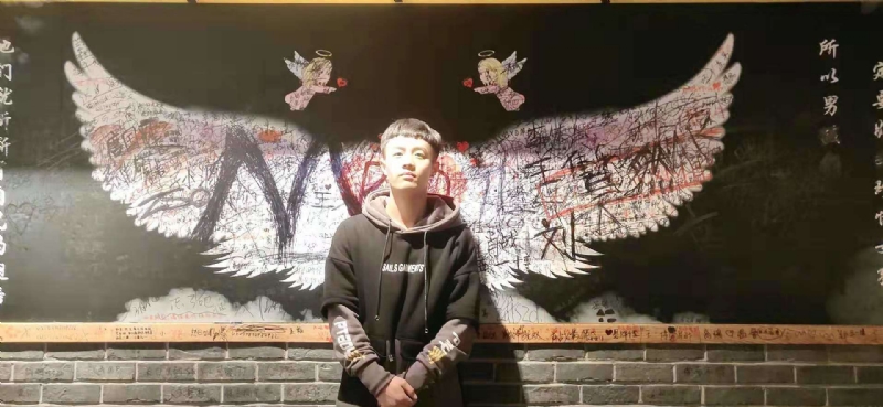 水彩画师的第一张照片--九江相亲服务中心