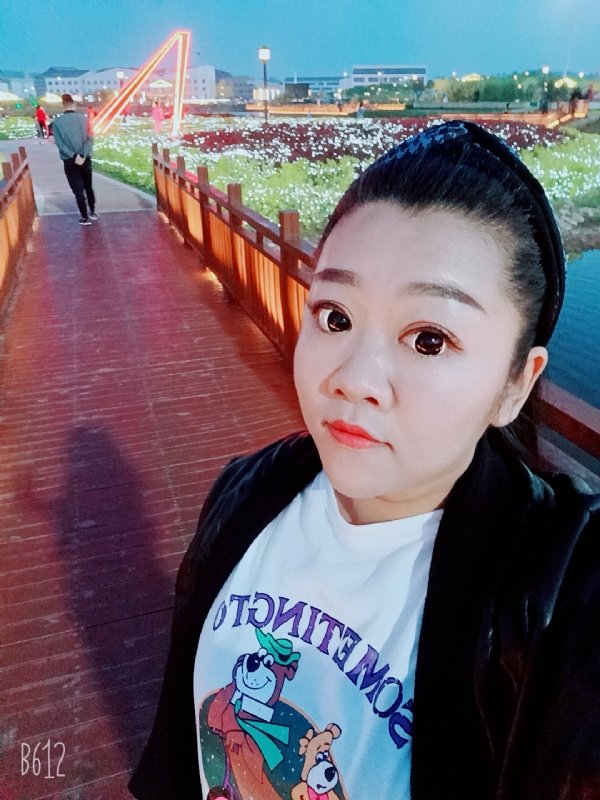 孙晓雪的第一张照片--九江相亲服务中心