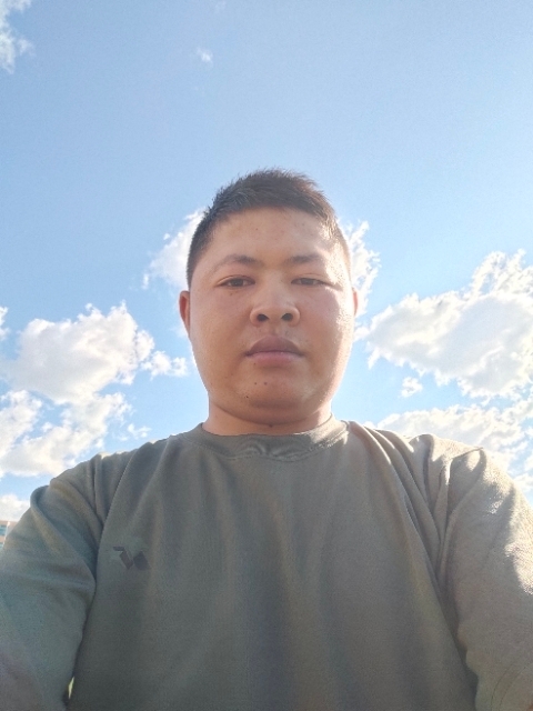 小马的第一张照片--九江相亲服务中心