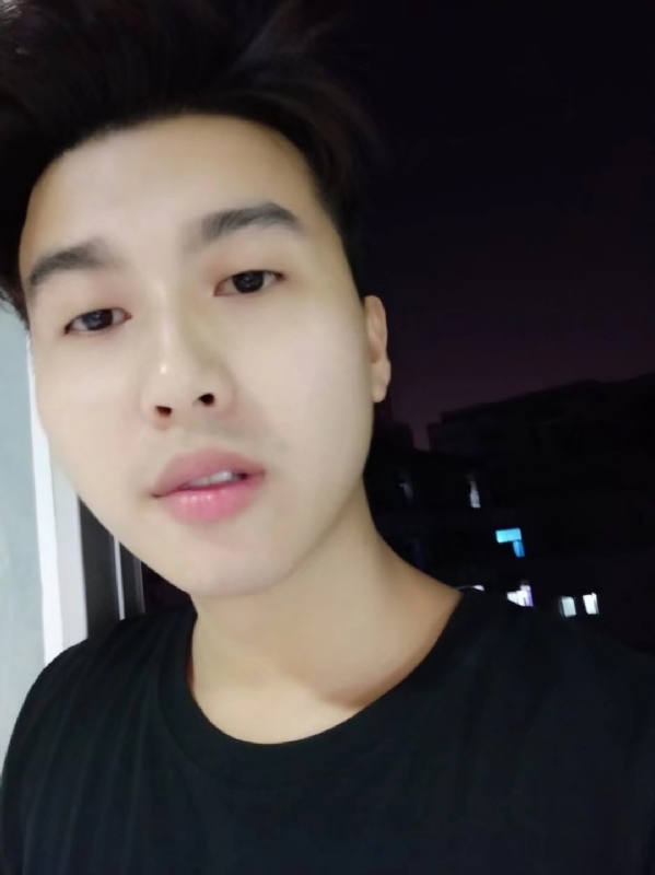 皮特王的第二张照片--九江相亲服务中心