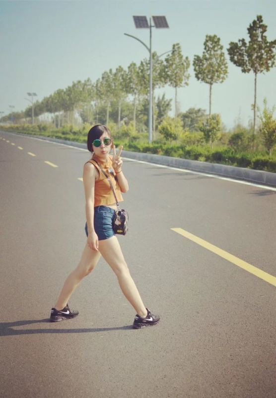 尤尤的第一张照片--九江相亲服务中心