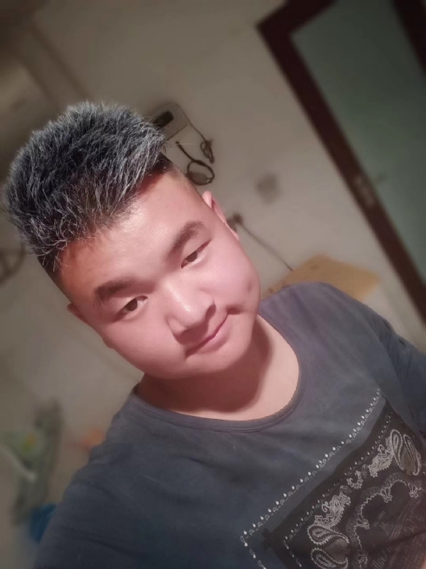 李子木的第二张照片--九江相亲服务中心