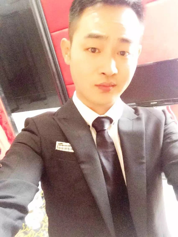 富强的第一张照片--九江相亲服务中心